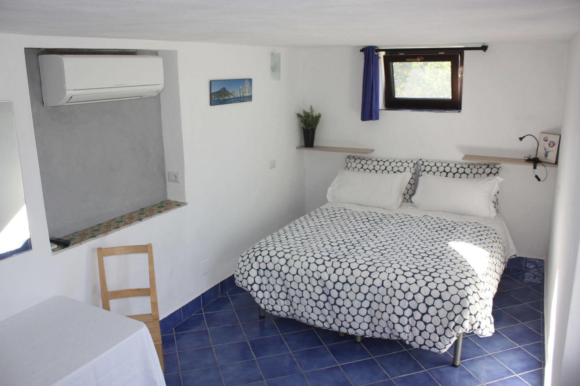 B&B Casetta Minghitto 아나카프리 외부 사진